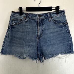 Cutoff denim frayed hem shorts